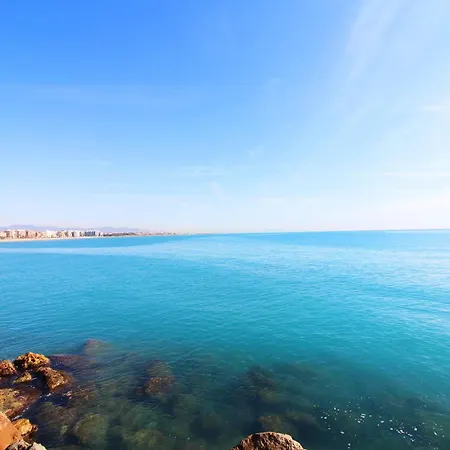 Global Properties, Practico Estudio Cerca De La Playa En Sagunto