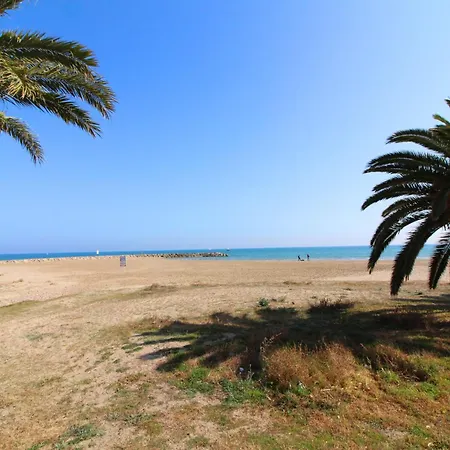 Apartamento Global Properties, Practico Estudio Cerca De La Playa En