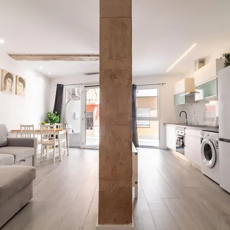 Apartamento Global Properties, Practico Estudio Cerca De La Playa En *